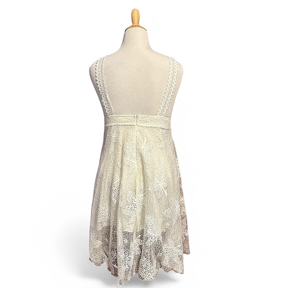 POL Lace Mini Dress Sz L Floral Crochet Cottagecore Sleeveless Summer Lined - Picture 4 of 6